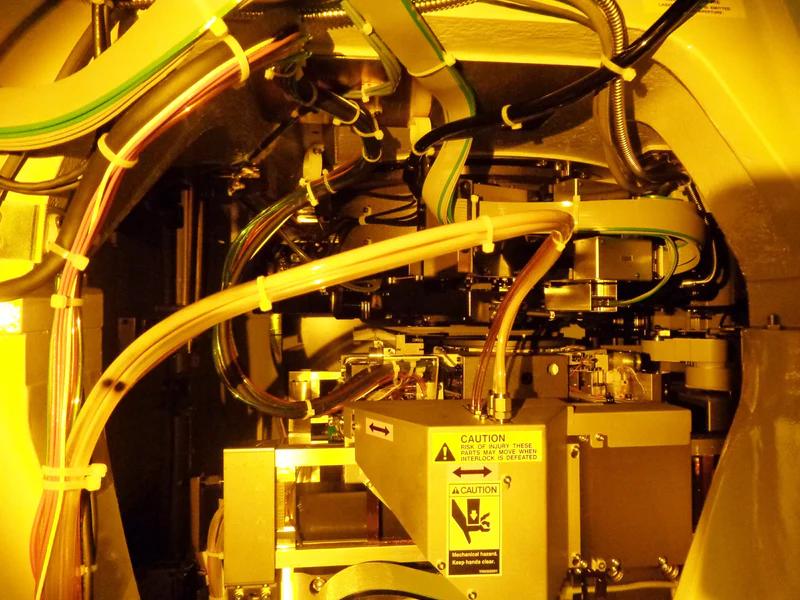 Used 2000 Canon FPA 3000 iW Stepper