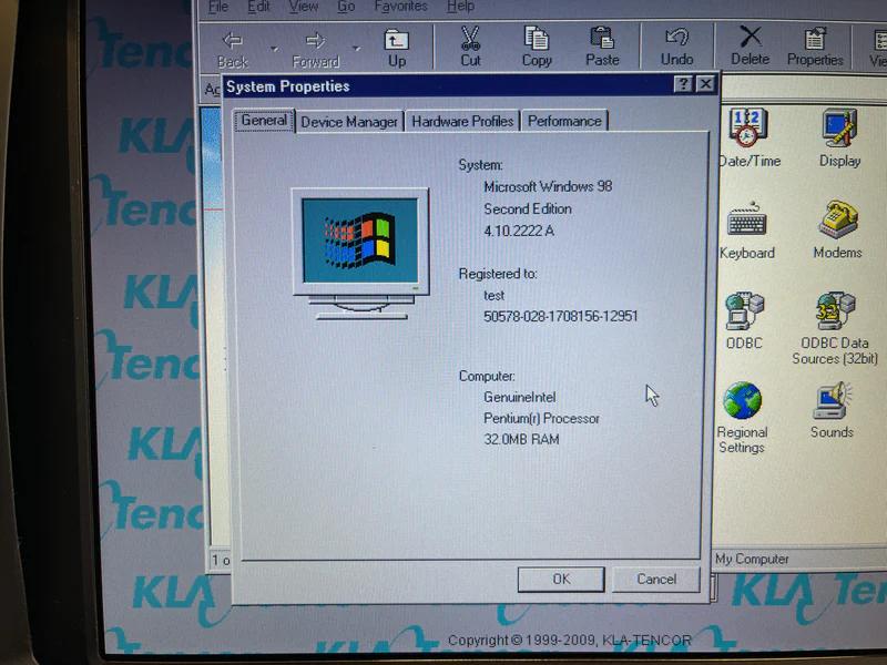 Used 1997 KLA-Tencor Surfscan 6220 Defect Inspection System