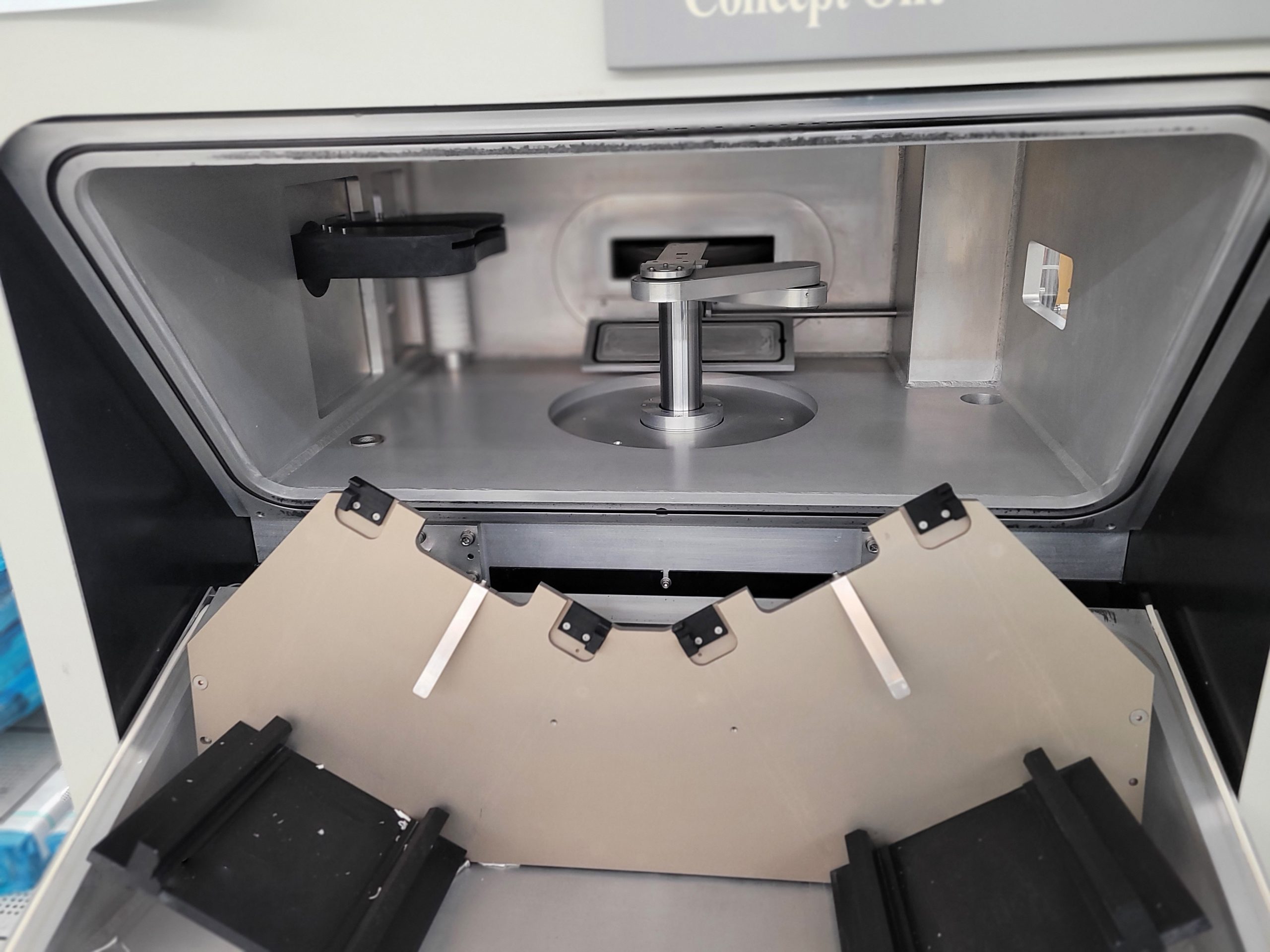 Used 1992 Novellus Concept One PECVD 8"