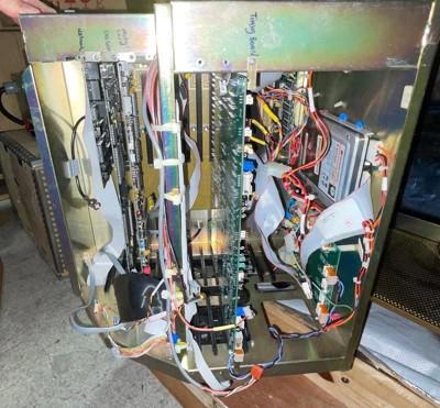 Used 1995 KLA Surfscan 6420 Particle Defect System