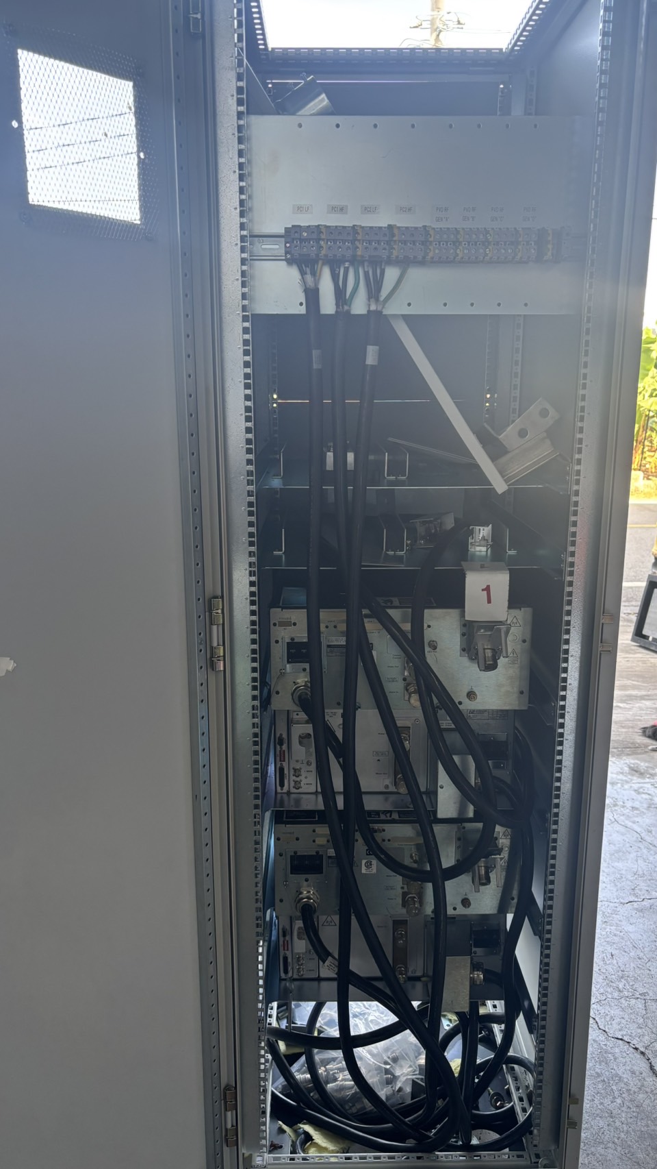 Used Novellus Inova XT 300mm PVD