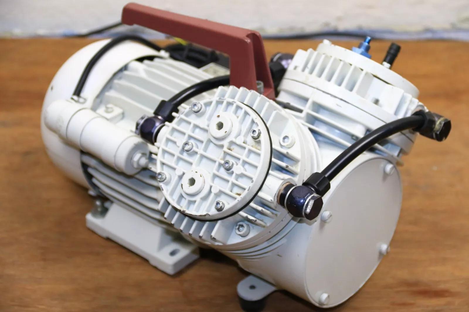 Used KNF Neubergrer N 035.1.2 AN.18 DIAPHRAGM VACUUM PUMPS