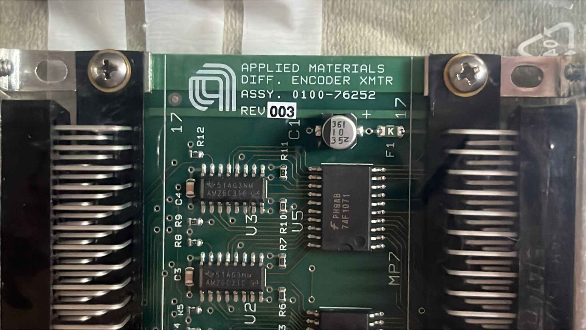 Used Applied Materials AMAT 0100-76252 #U#ASSY,DIFFERENTIAL TRANSMITTER