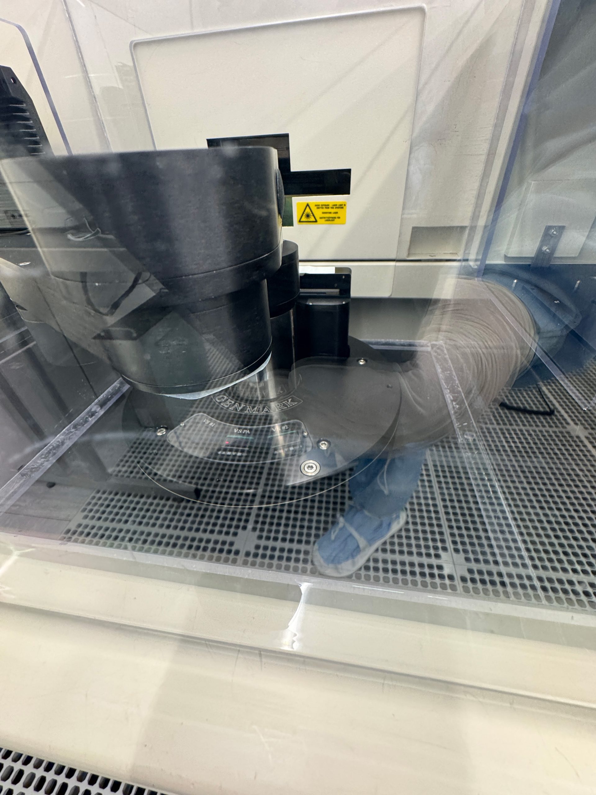 Used Biorad/Accent QS 2200 A Spectrometer