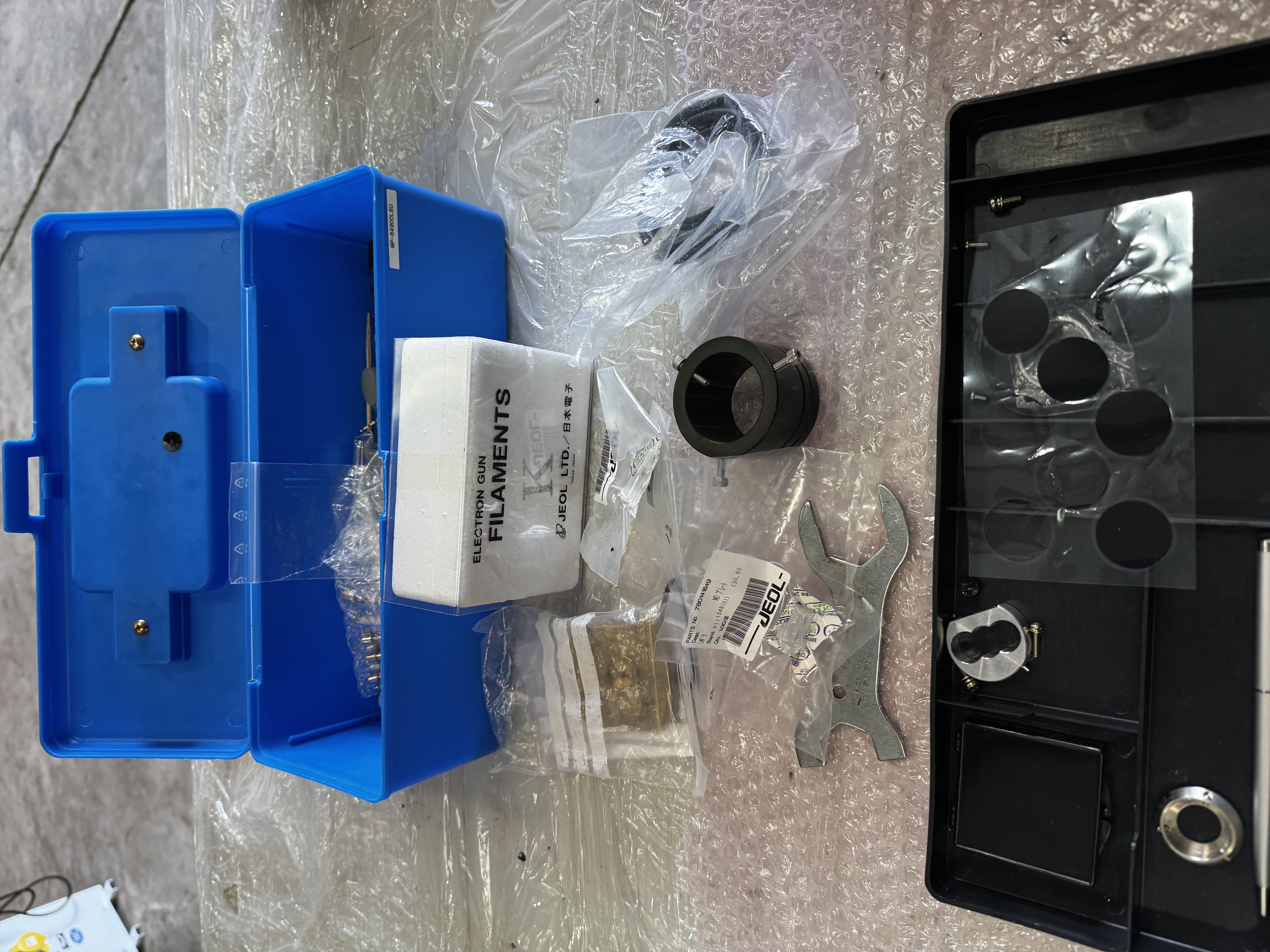 Used 2009 Jeol -6490LV SEM