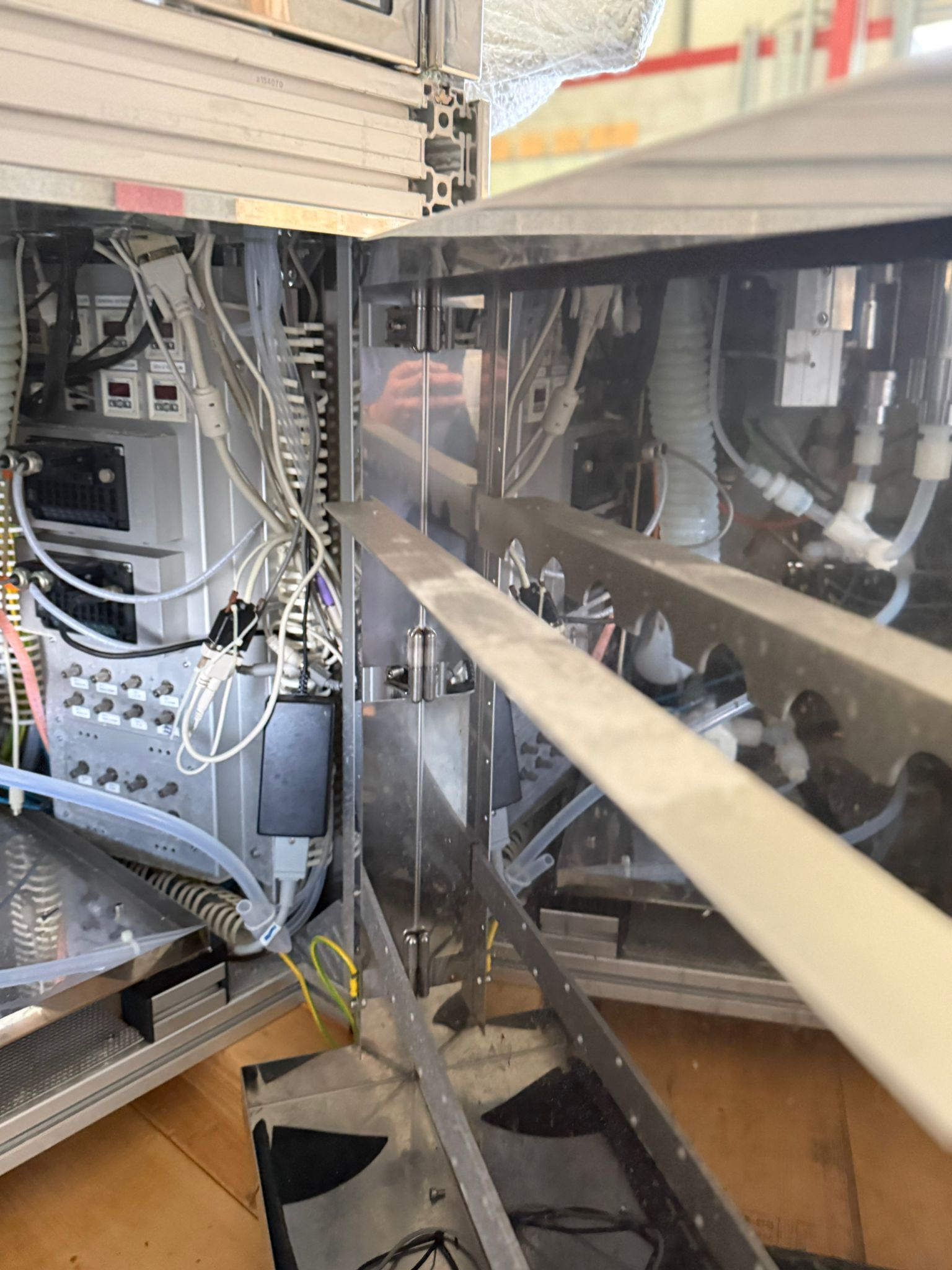 Used 2012 EVG 150 Gamma Spray Coater Developer