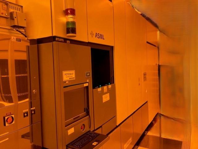 Used 2003 ASML AT1200B