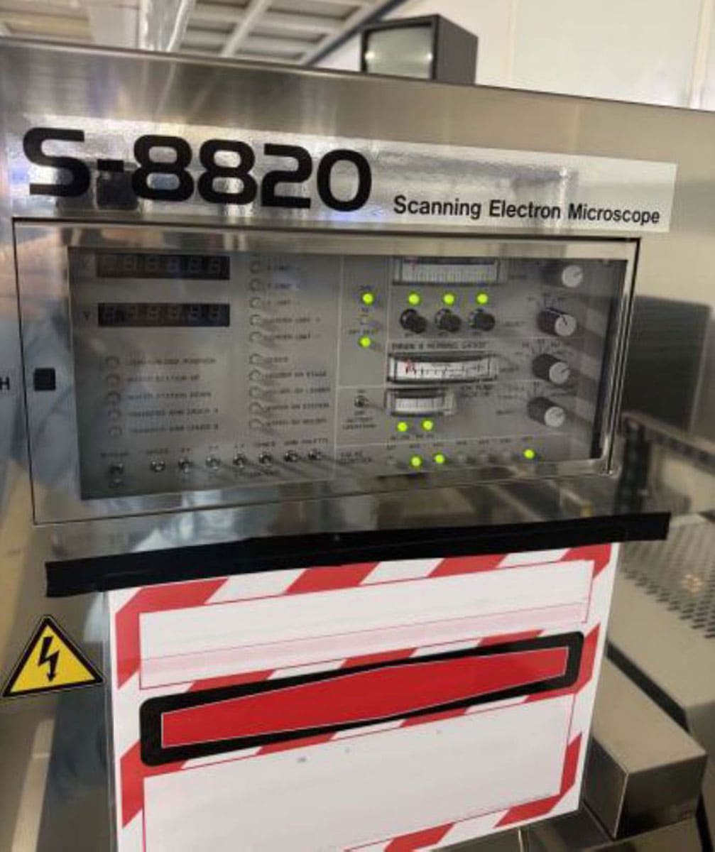 Used 996 Hitachi S-8820