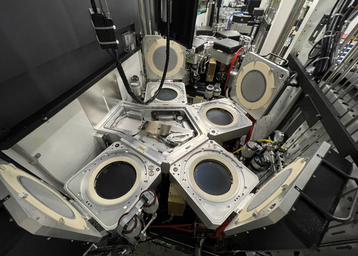 Used 2007 AMAT P5000 17