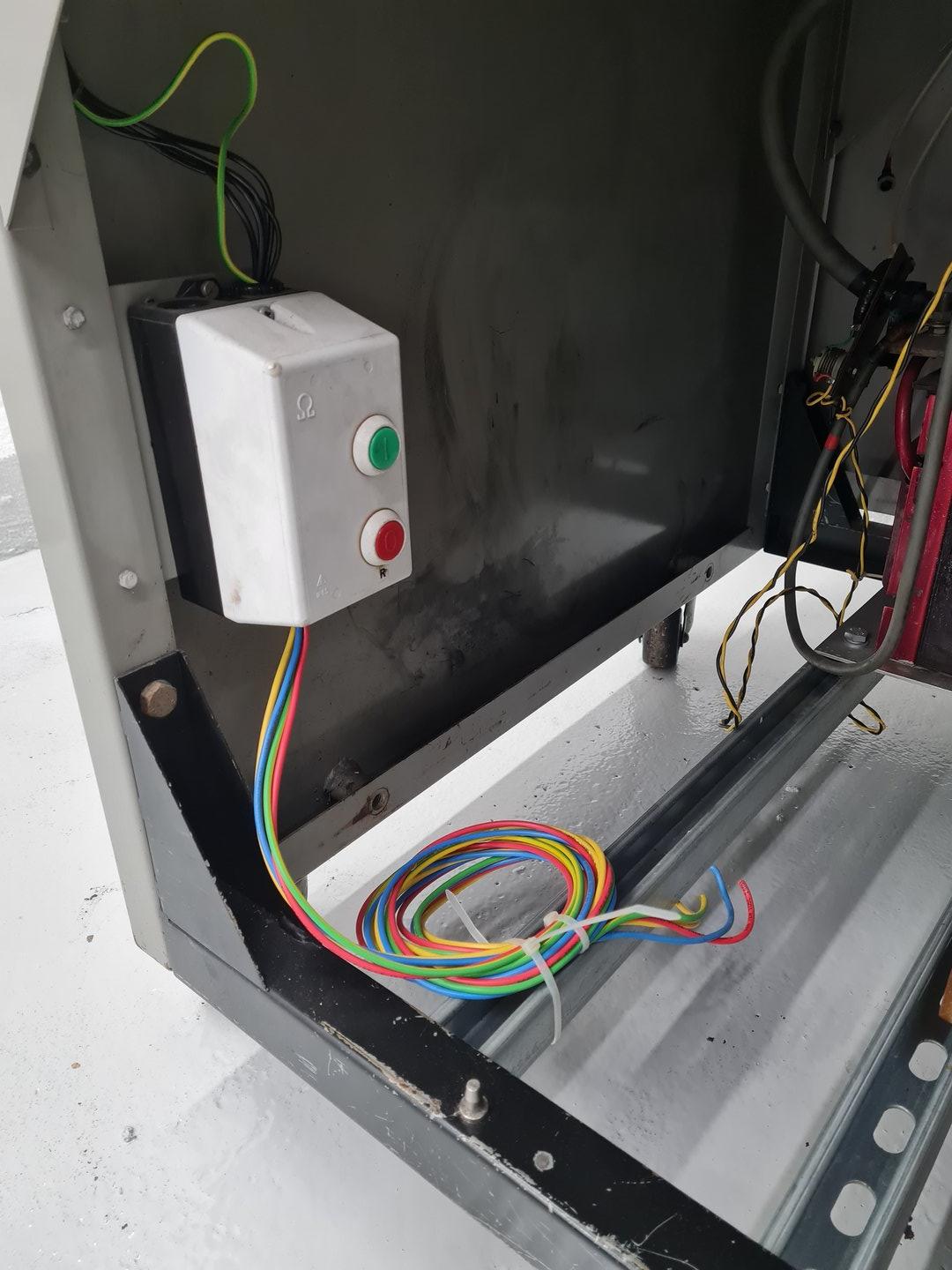 Used Edwards Edwards E480 Vacuum Thermal Evaporator Coating System Lab