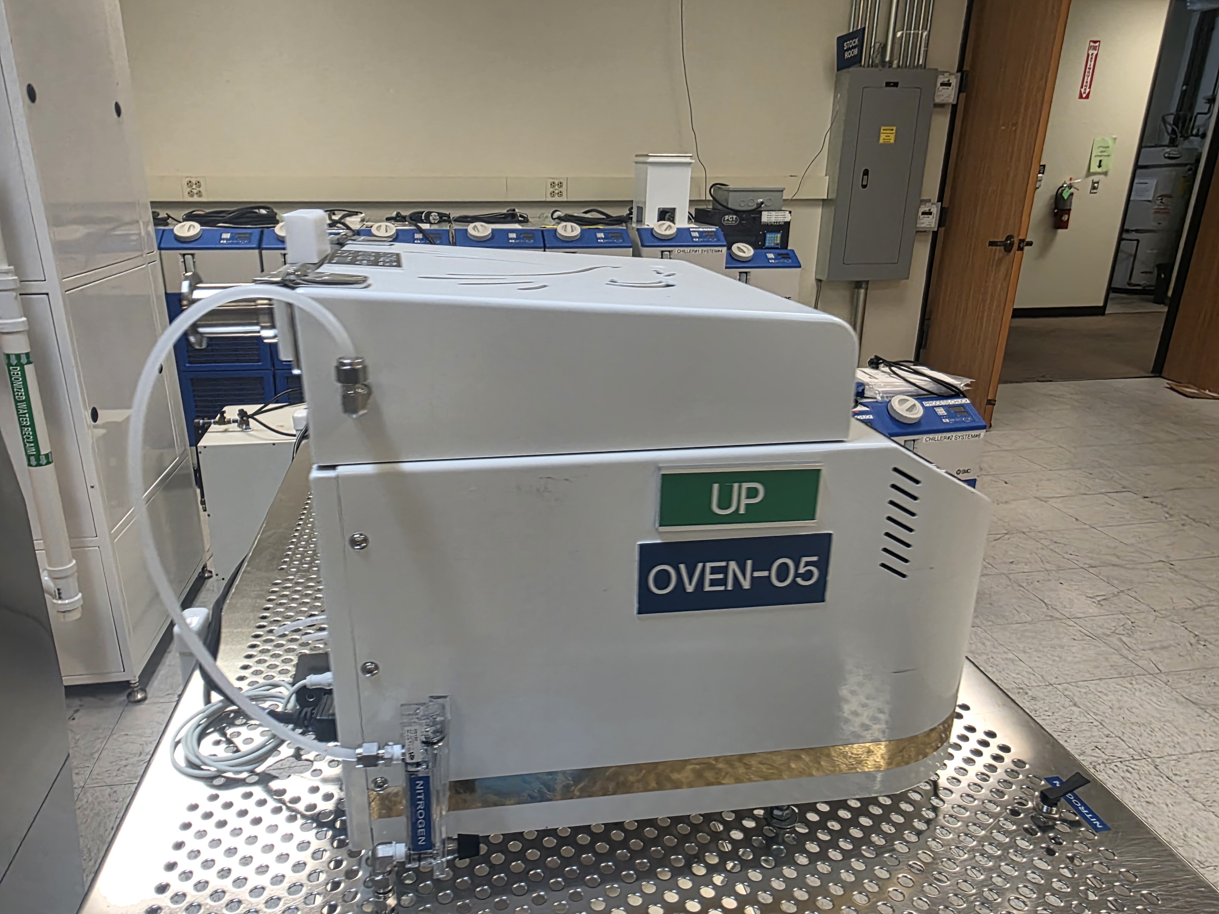 Used Brewer Science APOGEE Bake Plate System