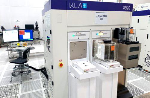 Used 2022 KLA Altair 8920i AOI Tool