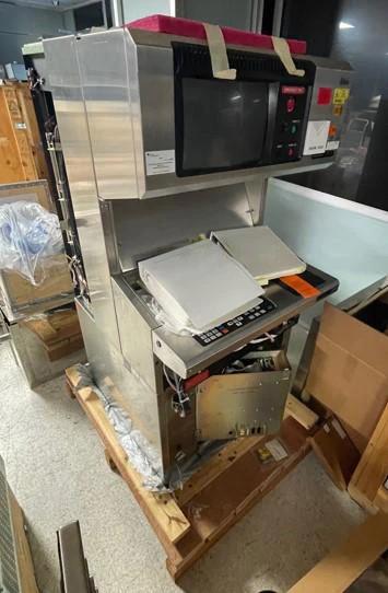 Used 1995 KLA Surfscan 6420 Particle Defect System