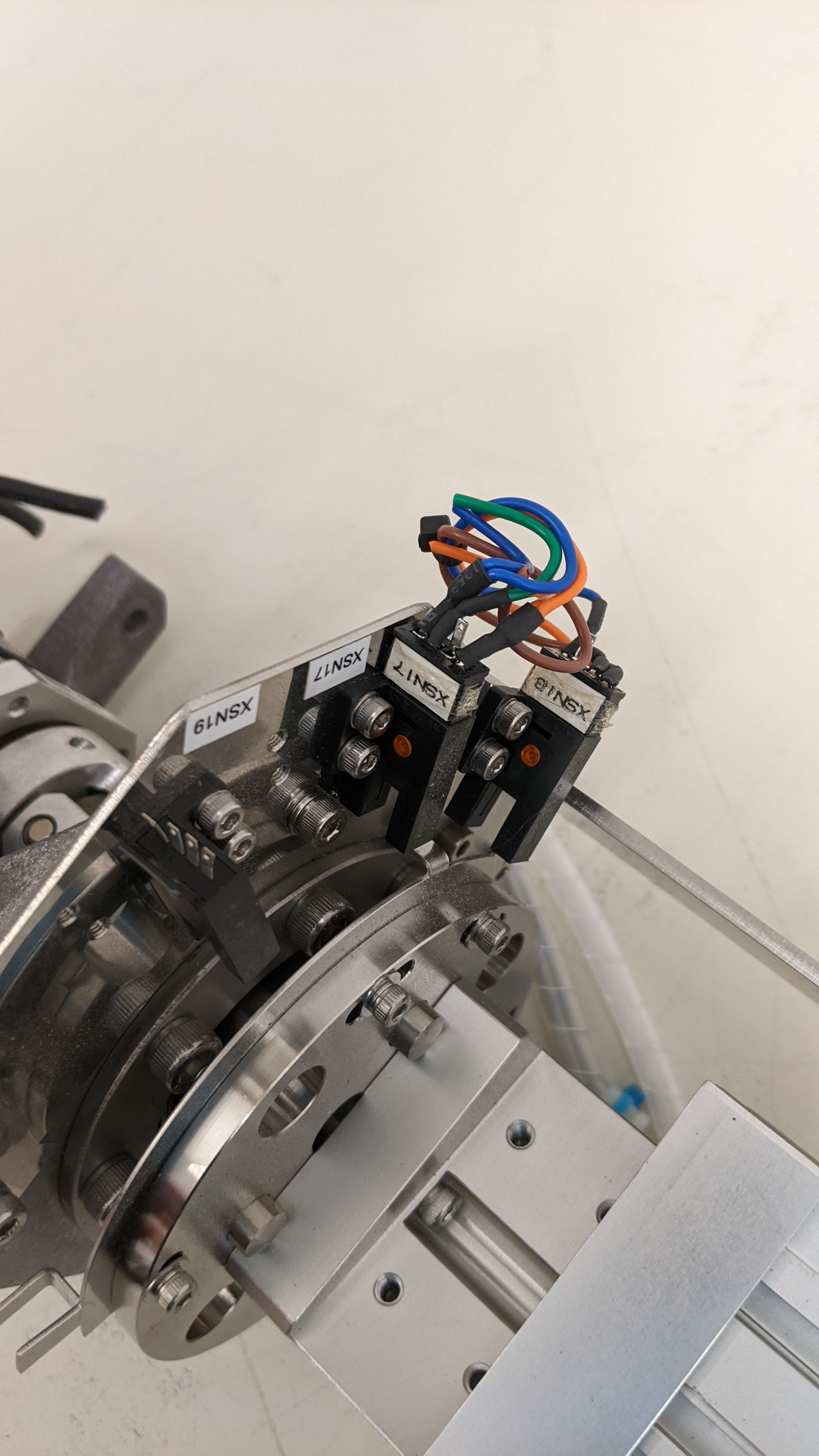 Used SMC & Oriental Motor Co., Ltd. MGP Compact Guide Cylinder / VEXTA 5 Phase Stepping Motor