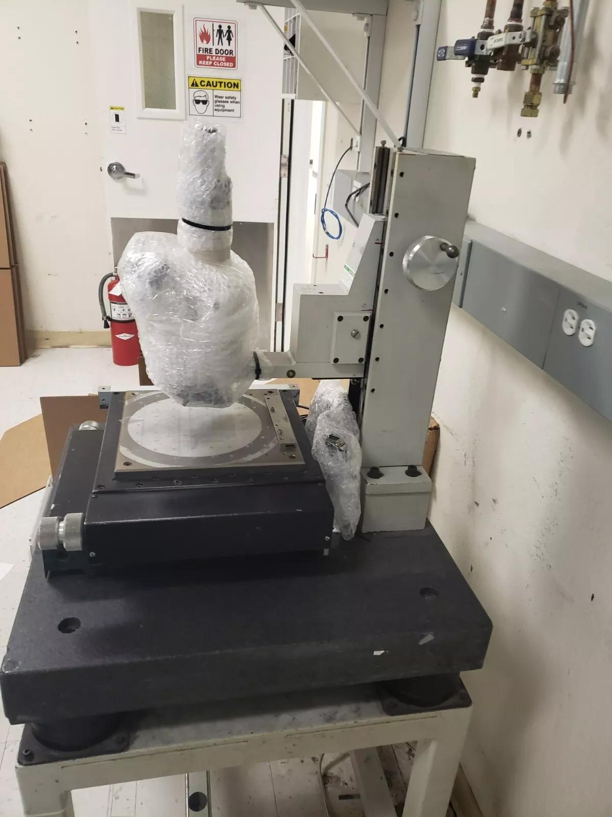 Used Olympus TH3 Inspection Microscope