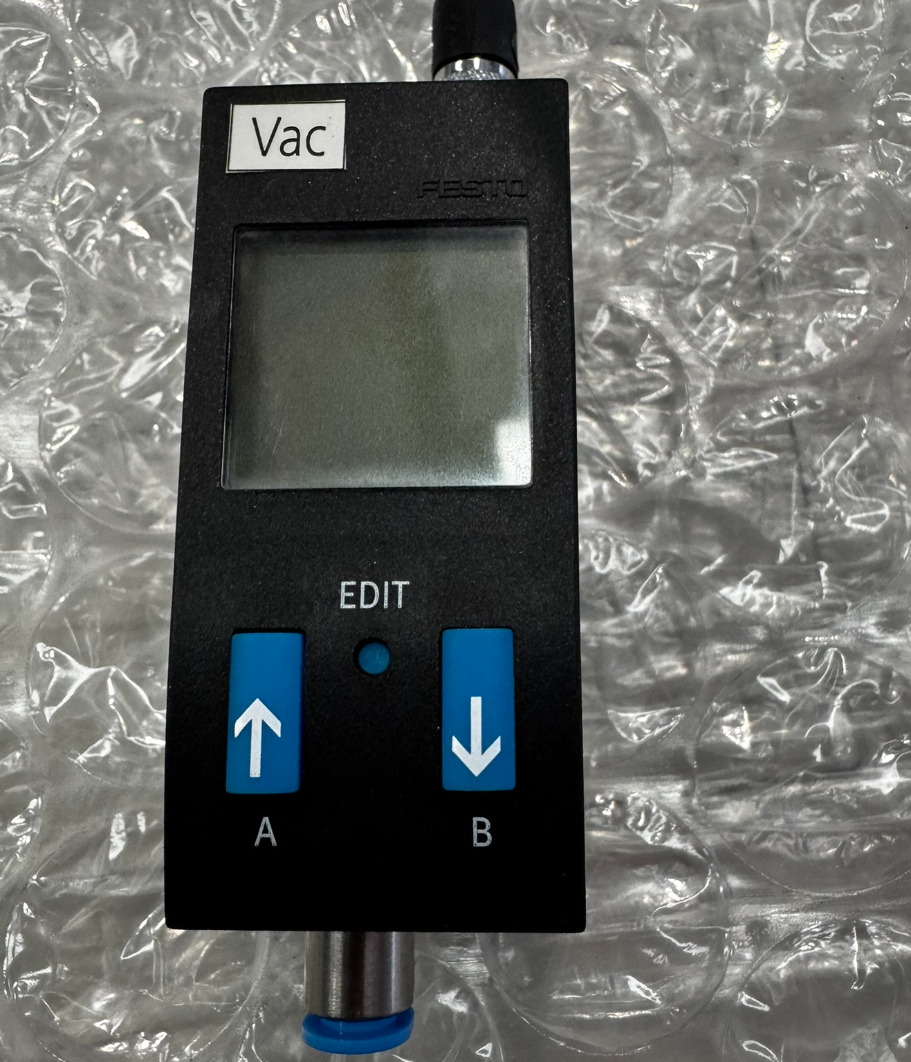 Used Festo SDE1-V1-G2-H18-C-P1-M8 Digital Pressure Sensor 0-1 Bar 14.5 PSI P/N 192034