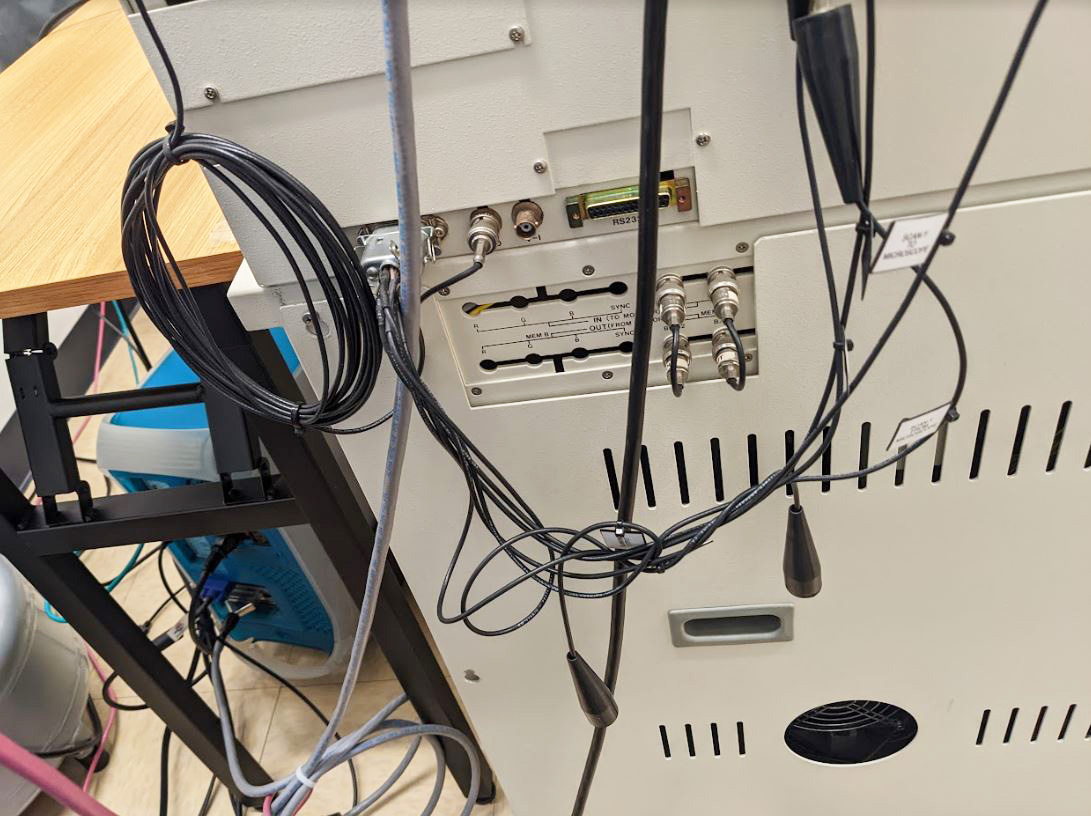 Used 1998 Hitachi S 5000 Field Emission Scanning Electron Microscope