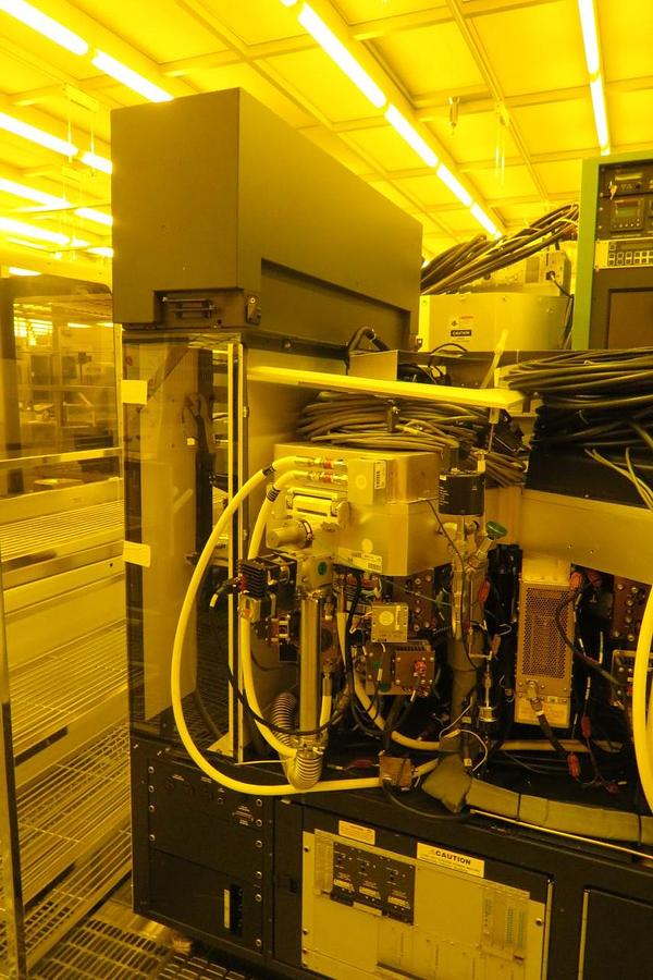 Used 1993 Applied Materials AMAT P-5000 Mark II DLH PECVD TEOS