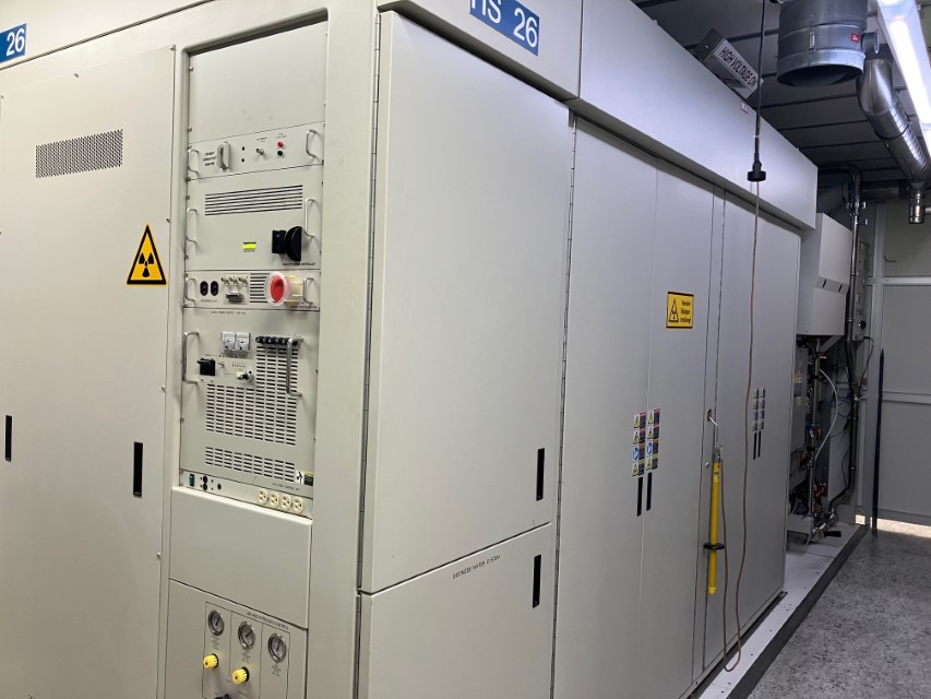 Used 2006 Varian VIIsion 200+
