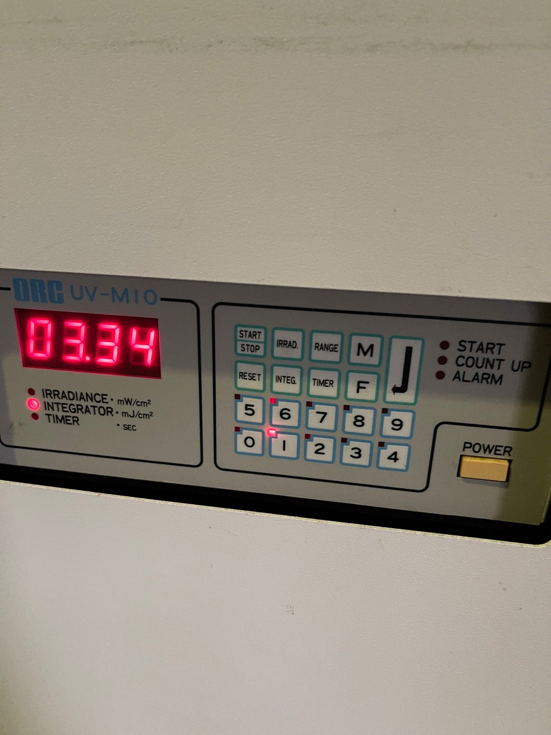 Used 2006 Lintec 2000F/12 wafer mounter