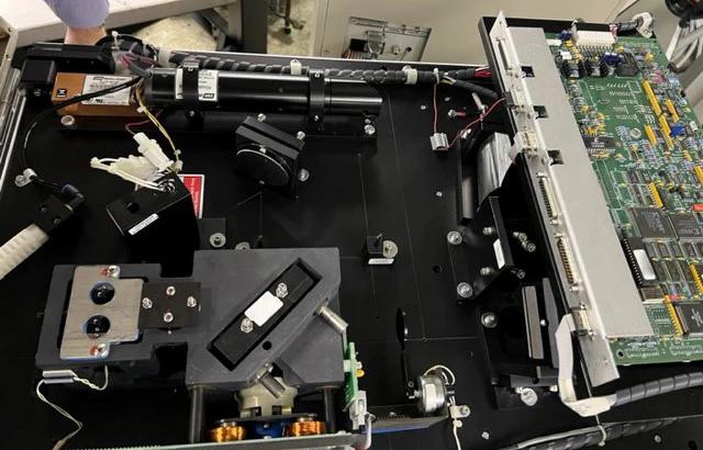 Used 1999 Thermo Scientific / Nicolet ECO 1000 S Spectrometer