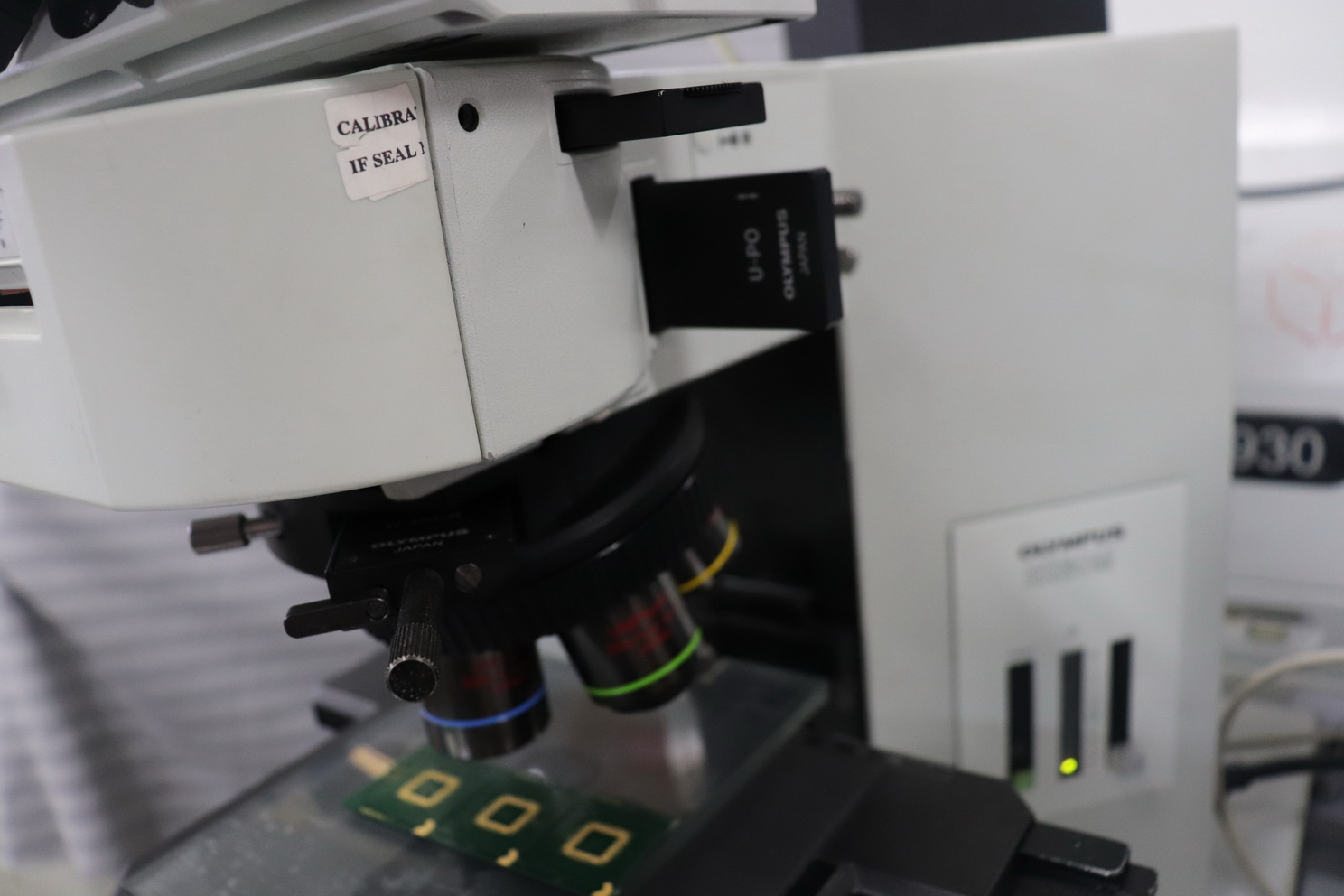 Used OLYMPUS BX60MF5 Trinocular Microscope