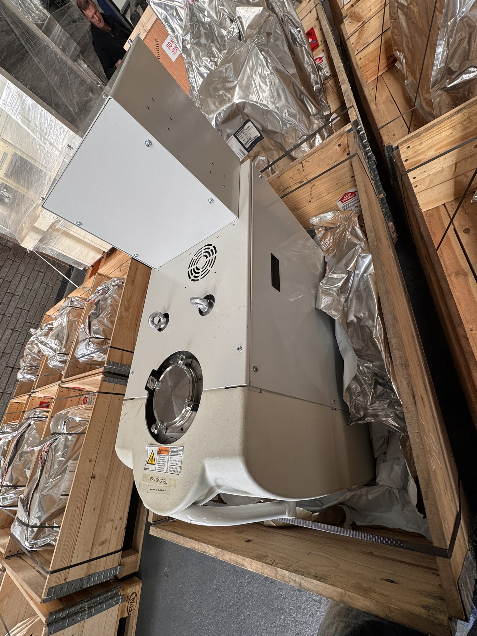 Refurbished Edwards IH1000 Vacuum Pump