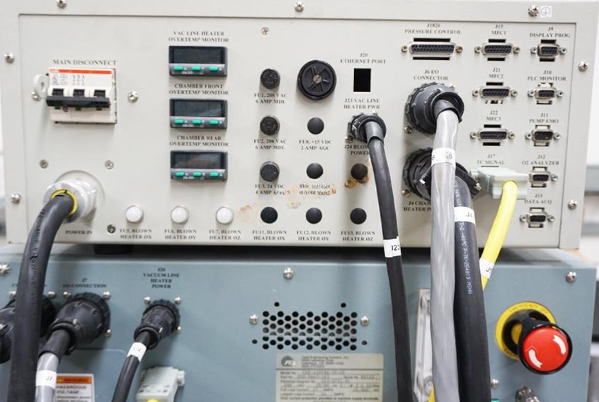 Refurbished 2014 Yield Engineering 450PB6-2P High temperature vacuum oven for polyimide, photoresist and epoxy curing