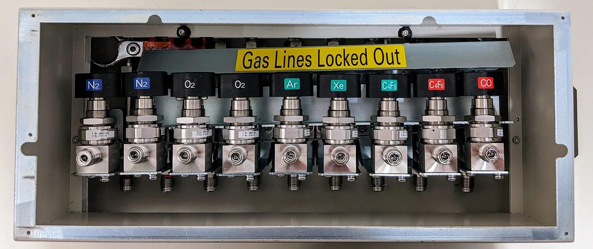 Used TEL 9 x (1/4 Turn Gas Valves Assy.)