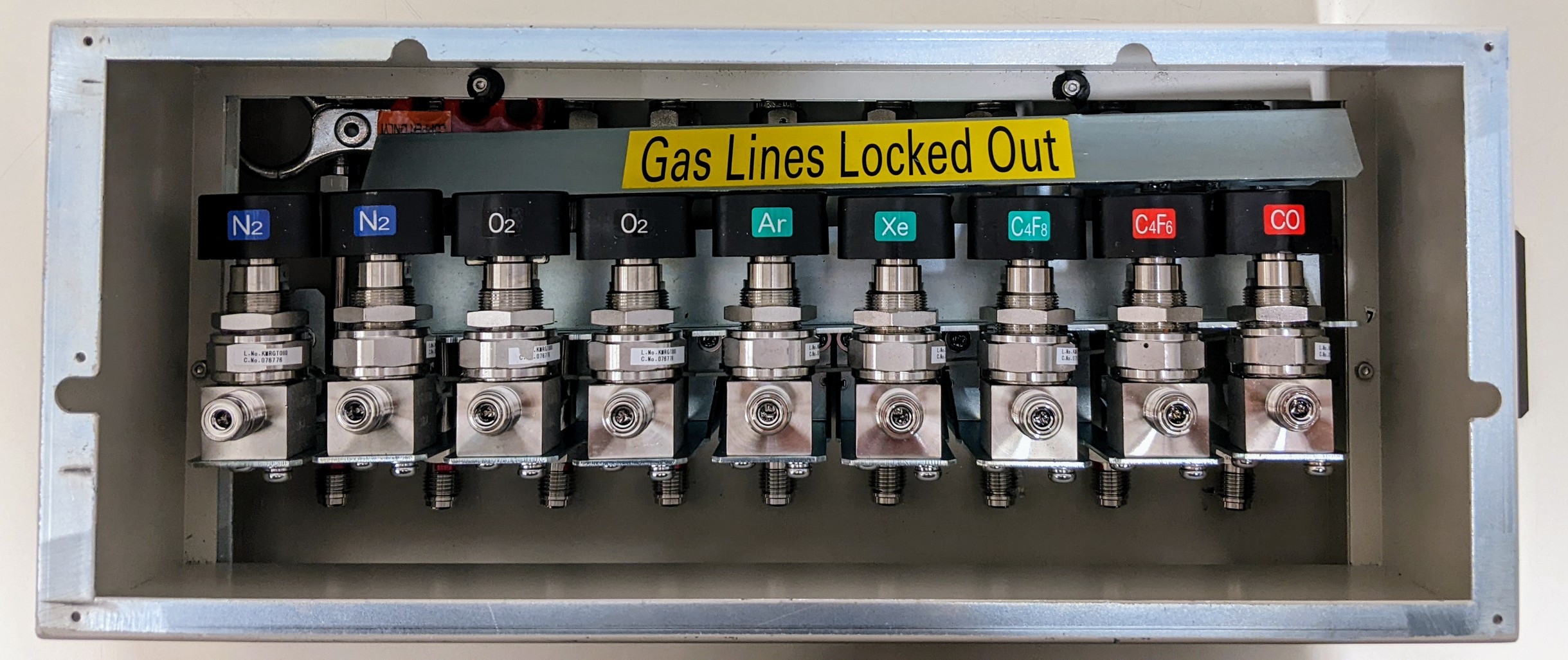 Used TEL 9 x (1/4 Turn Gas Valves Assy.)