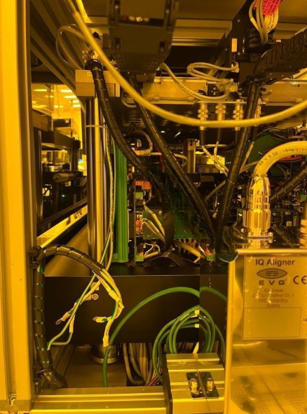 Used 2007 EVGroup (EVG) IQ ALIGNER