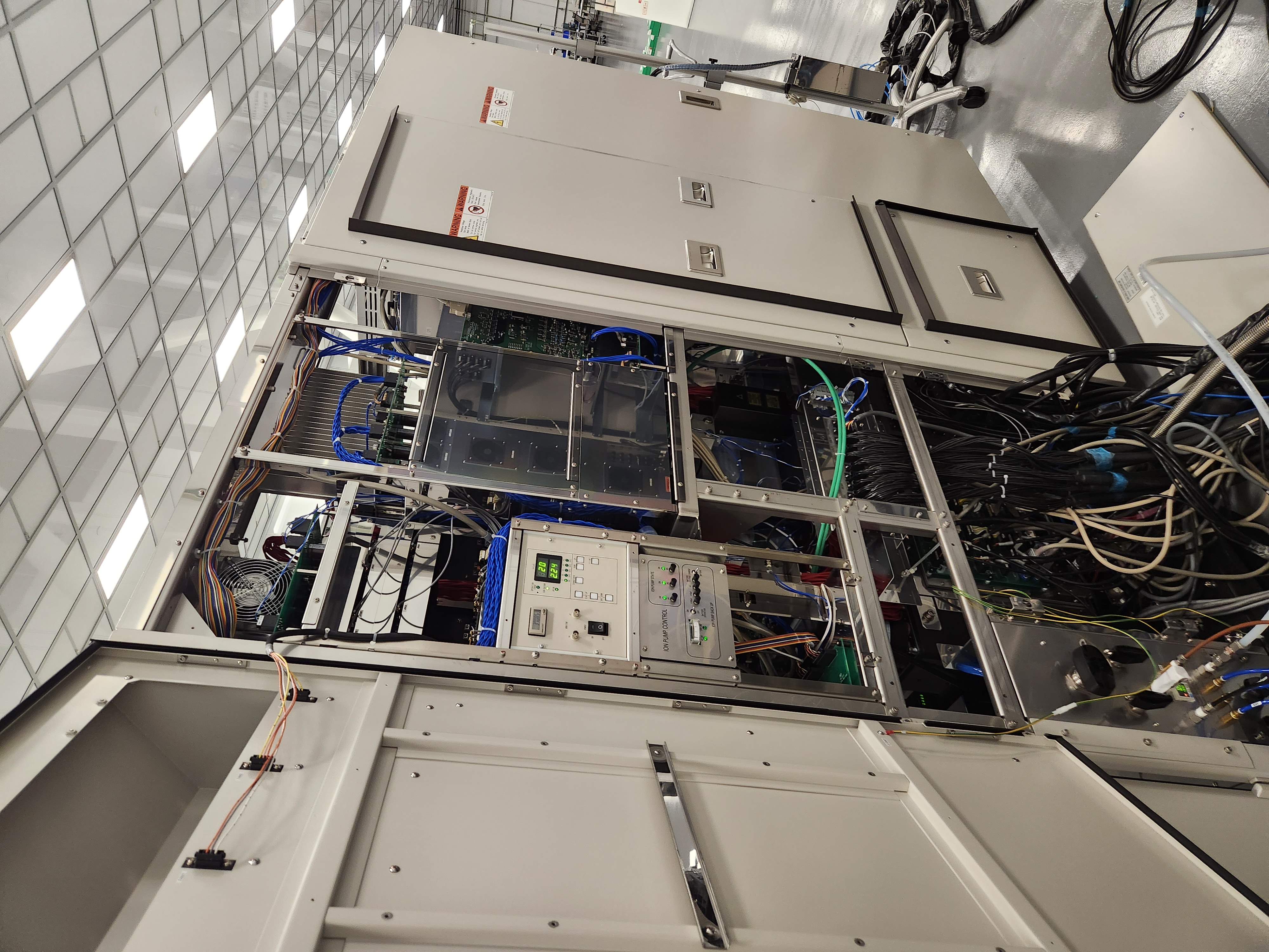 Used 2015 HITACHI CG6300