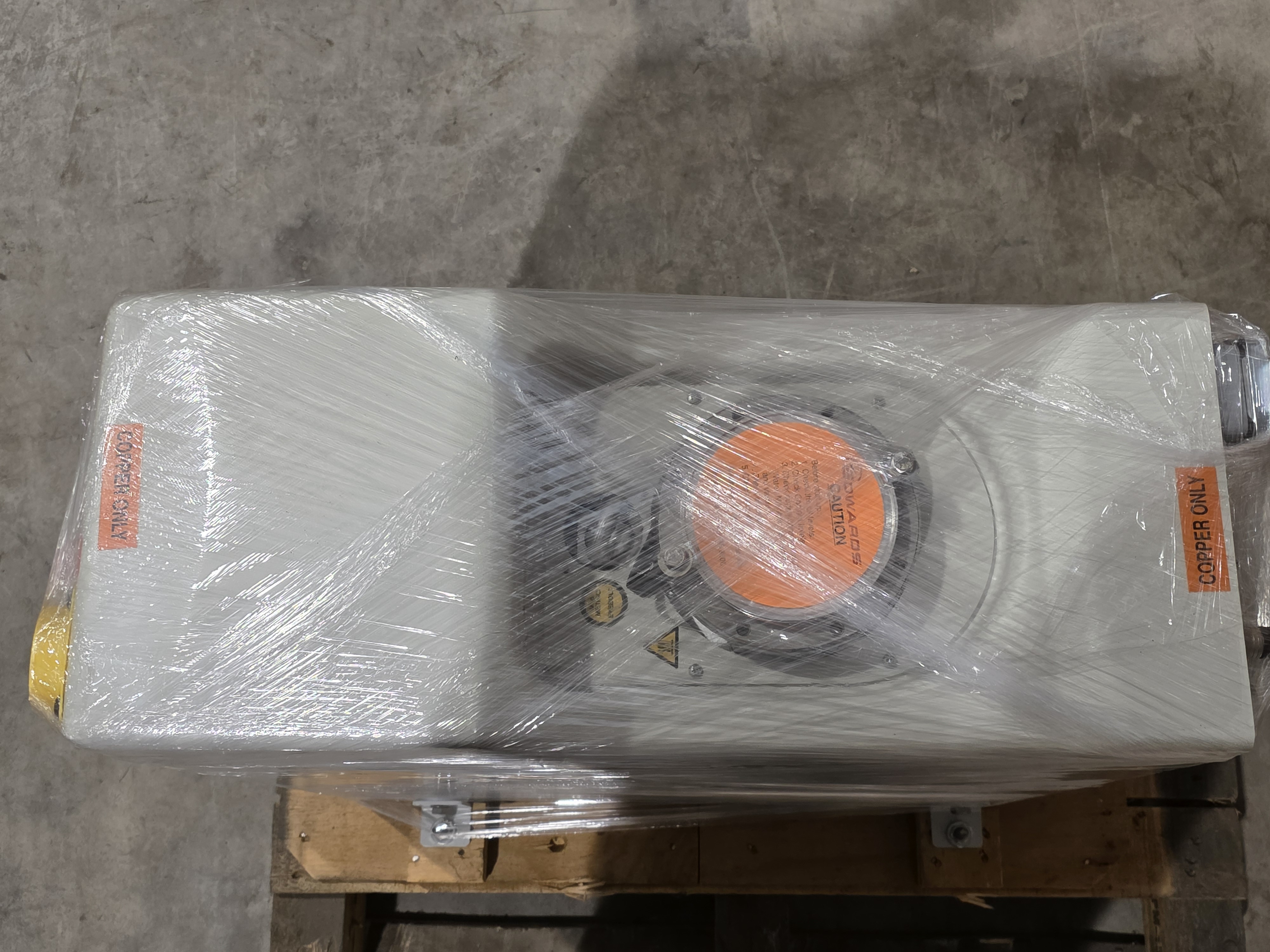 Edwards 6/100L Vacuum Pump