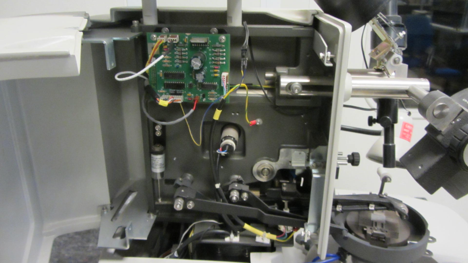 Used Kulicke & Soffa Model 4526 Manual wedge bonder