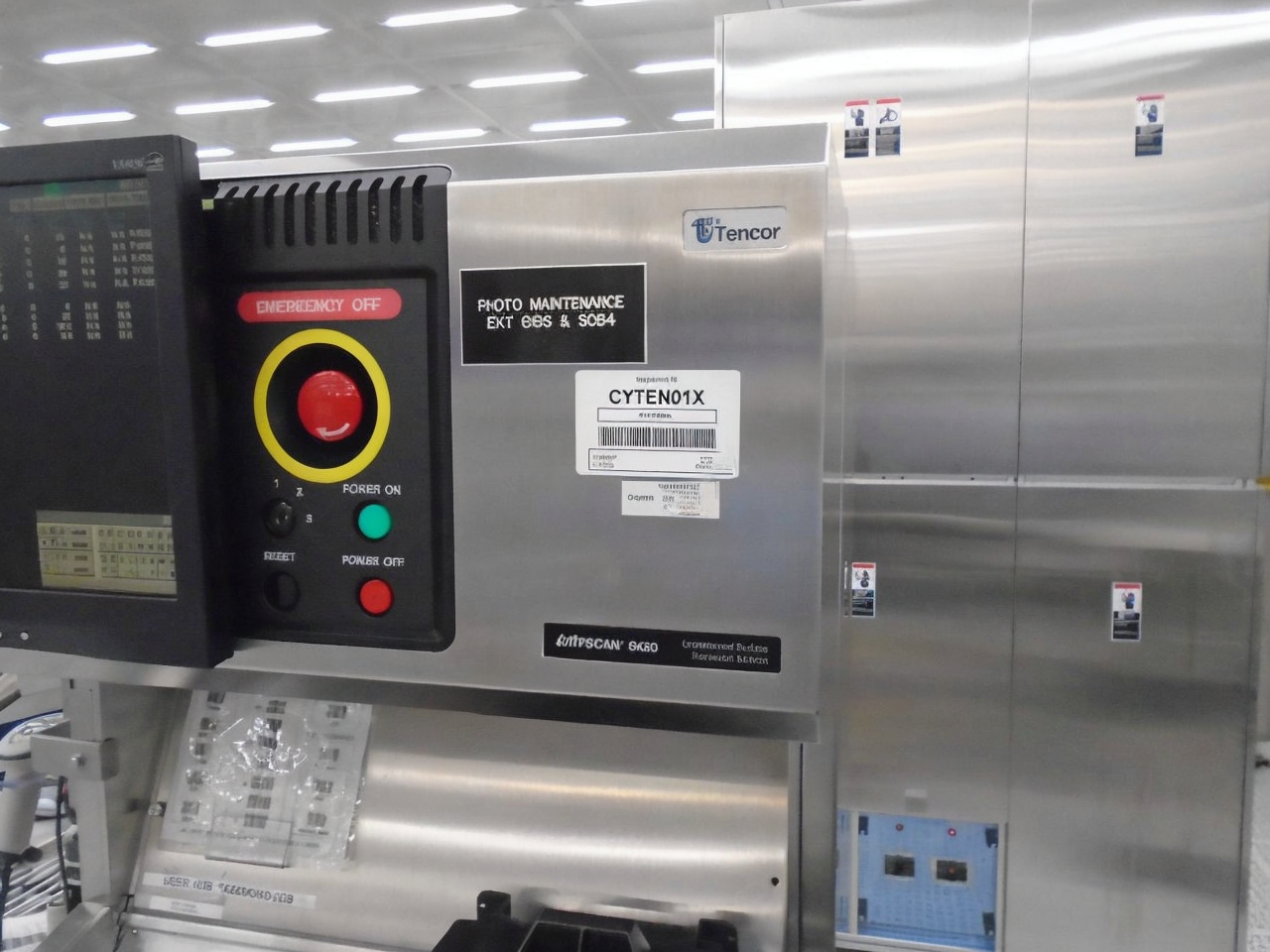 Used 1998 KLA TENCOR Surfscan 6420 Particle Defect System