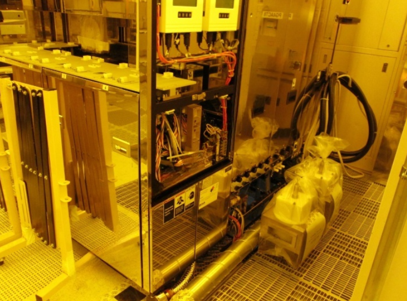 Used 1998 TEL CLEAN TRACK ACT 8 SINGLE BLOCK