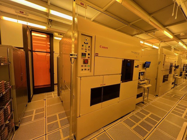 Used Canon FPA 2500 i 3 Stepper