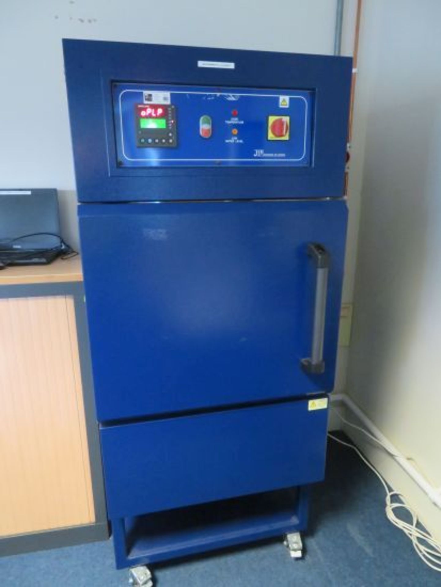 Used JTS BMH80 ENVIRONMENTAL TEST CHAMBER