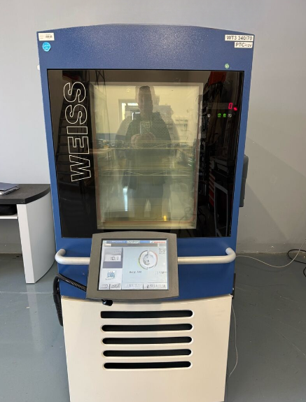 Used Votsch VT4034 Temperature oven