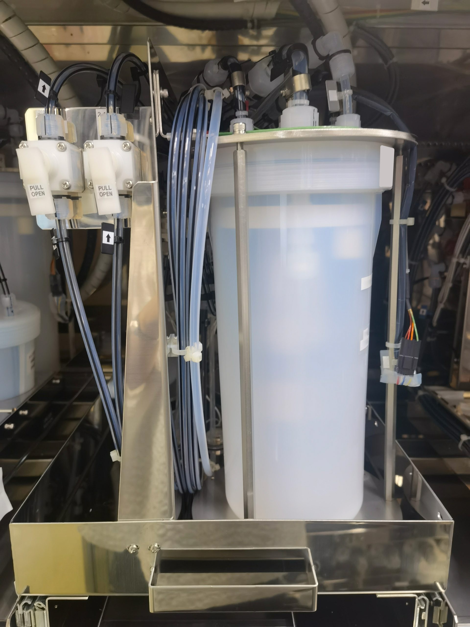 Used 2000 TEL Act 8 Coater / Developer