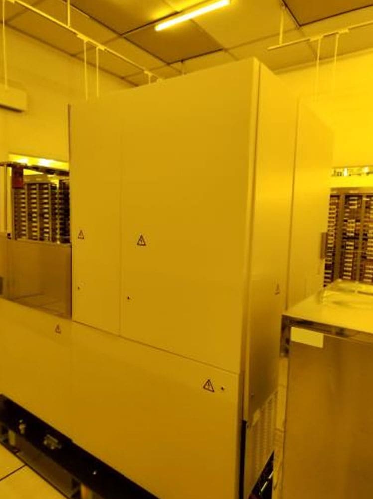 Used 2001 HITACHI S-9220