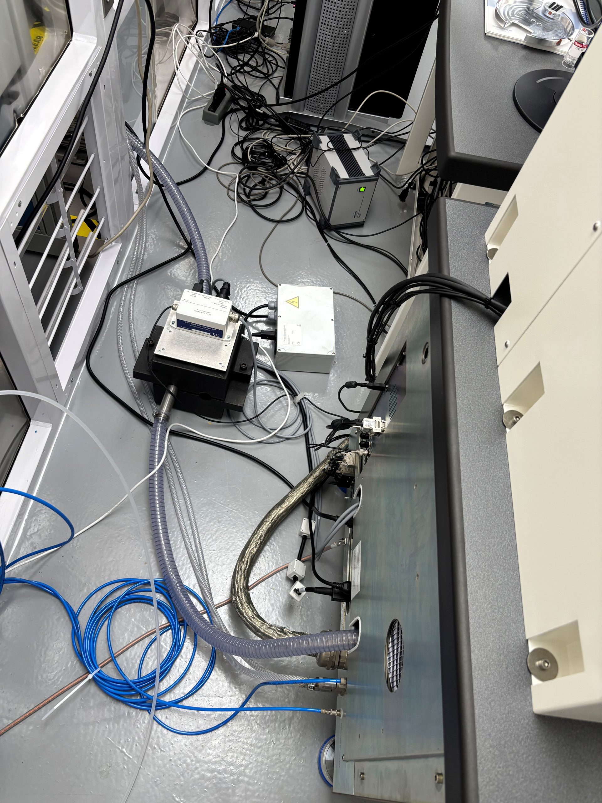 Used Zeiss Sigma 300 VP FE-SEM