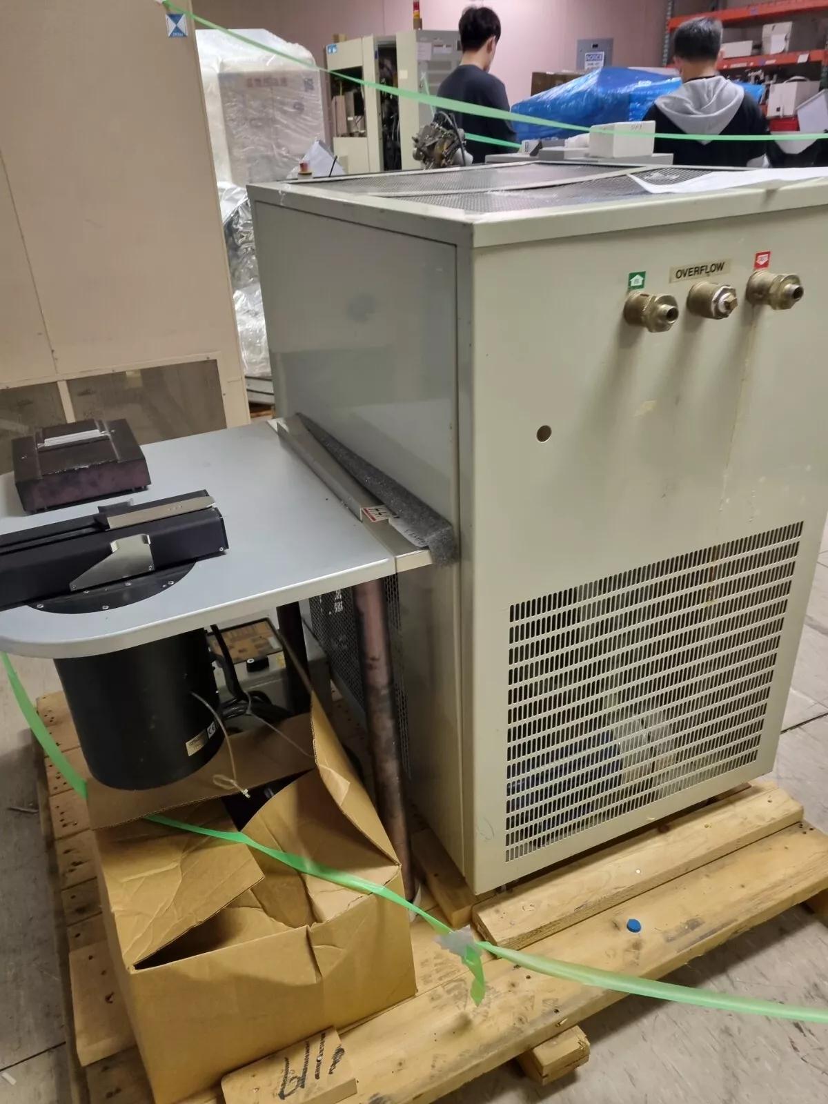 Used Philips SPW-2800 Xray Fluorescence Metrology Tool for up to 200mm Wafers