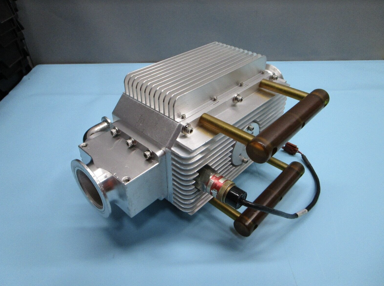 Used AMAT 0090-36276 P5000 & 5200 CVD DPA REACTOR ASSEMBLY, 0190-35867, 117506