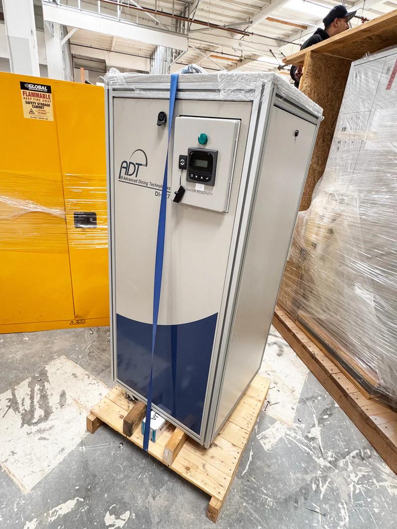 Used ADT 8030 Dicing Saw 50" to 200"