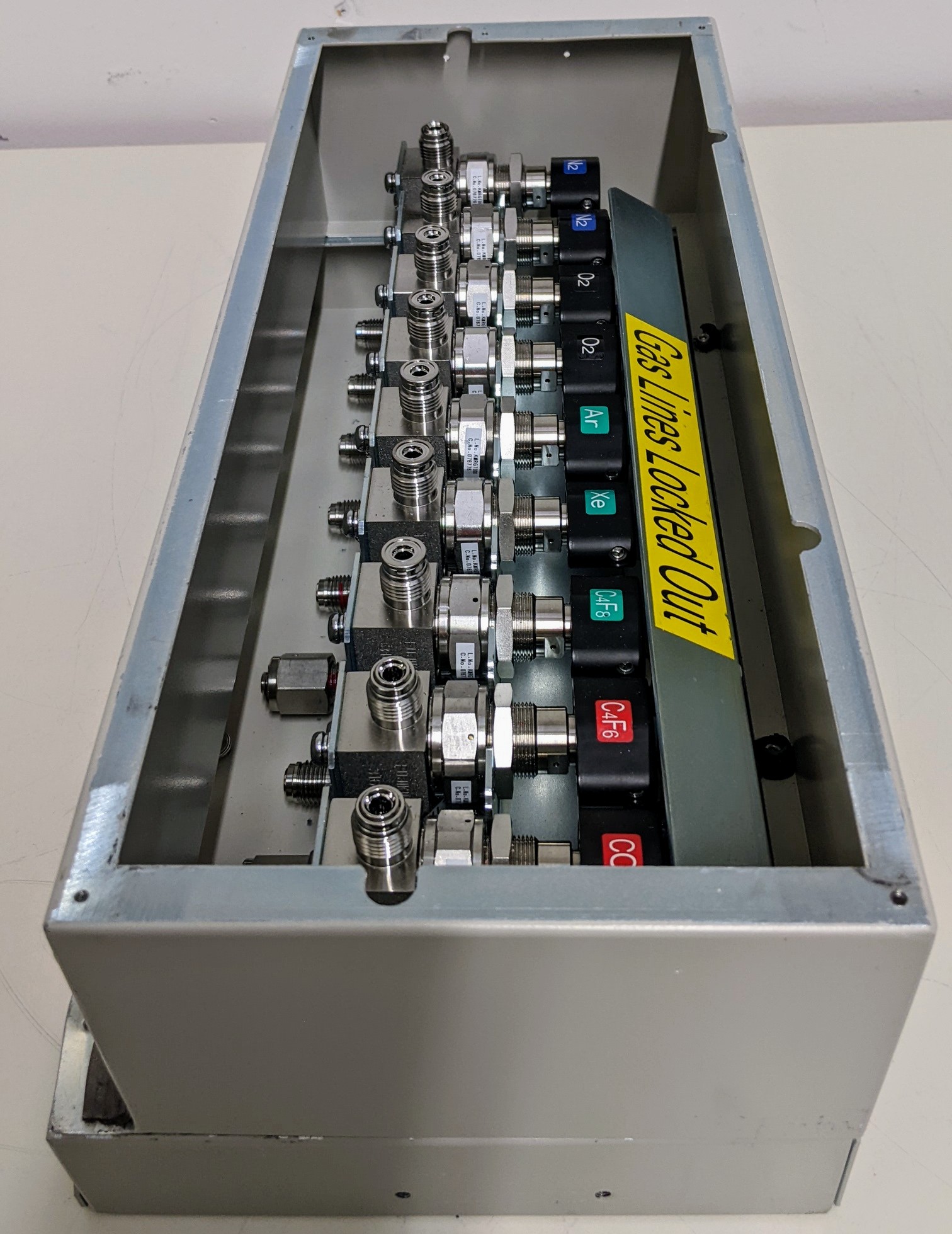 Used TEL 9 x (1/4 Turn Gas Valves Assy.)