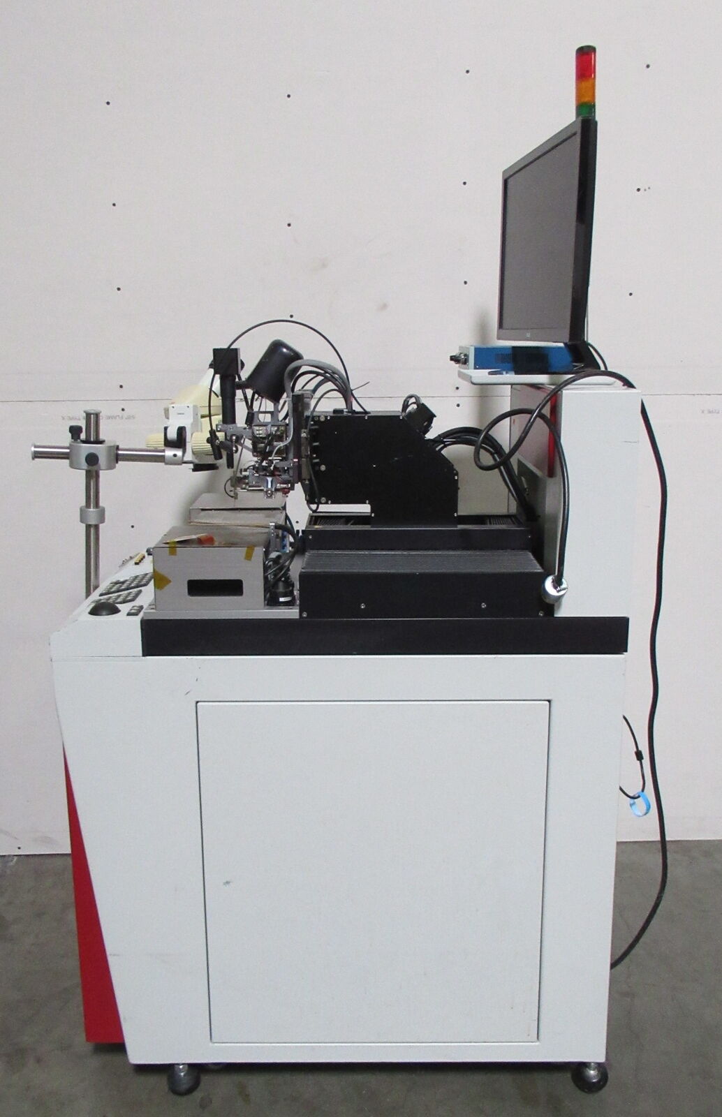 Used F&K Delvotek 6200 Gold Ball Wire Bonder System w/ Leica MZ6 Head