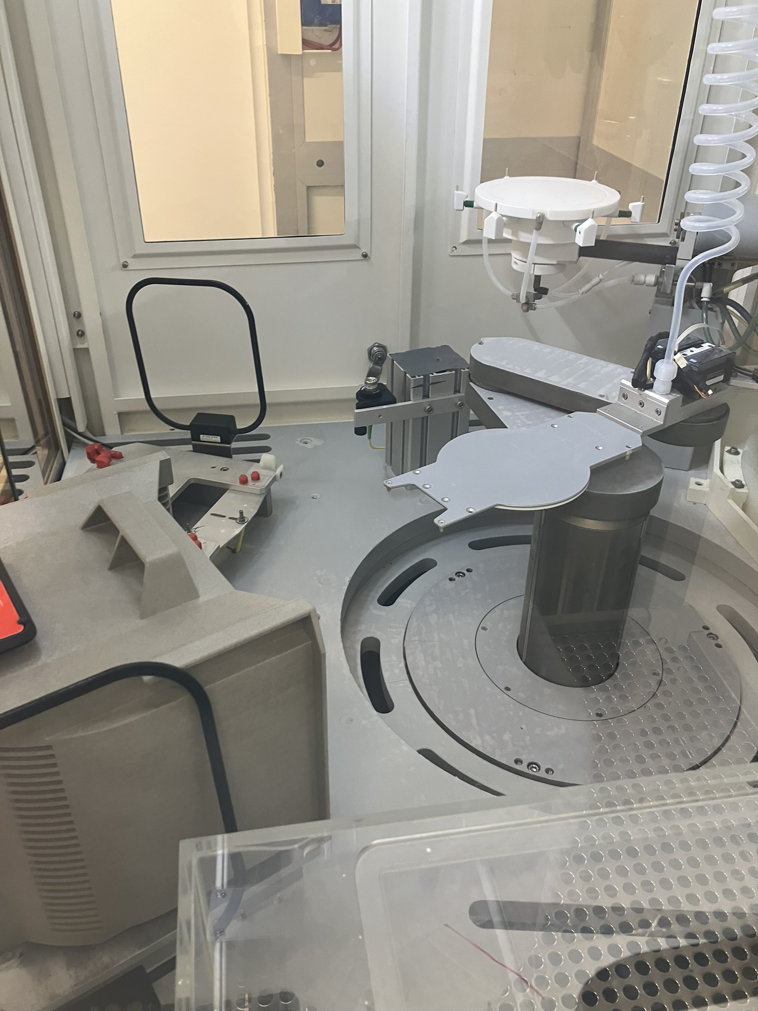 Used Lam Research SEZ SP203 Spin Processor