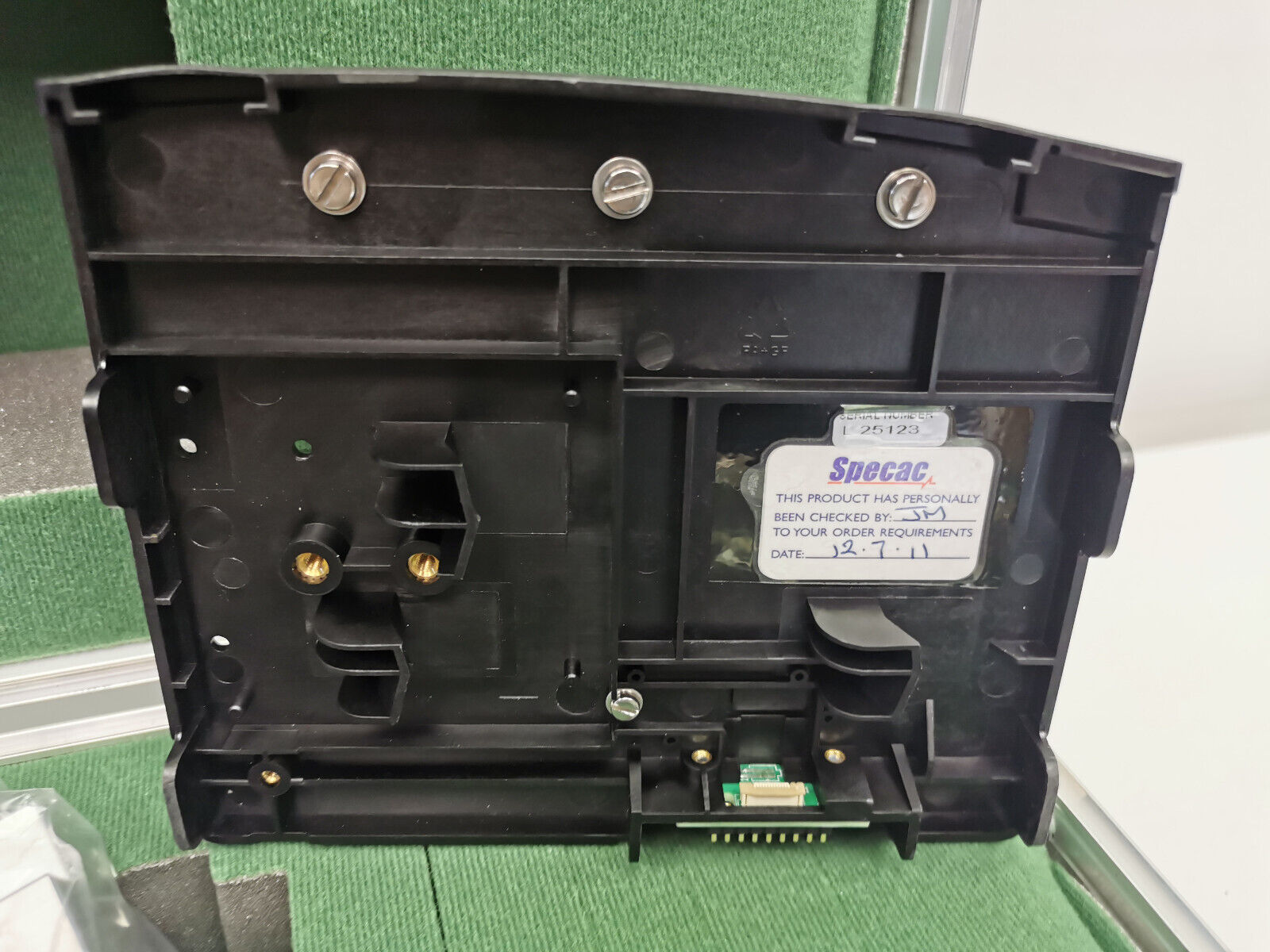 Used Perkin Elmer L1272328 Specac ATR Silver Gate Evolution Recessed ZnSe + Adapter