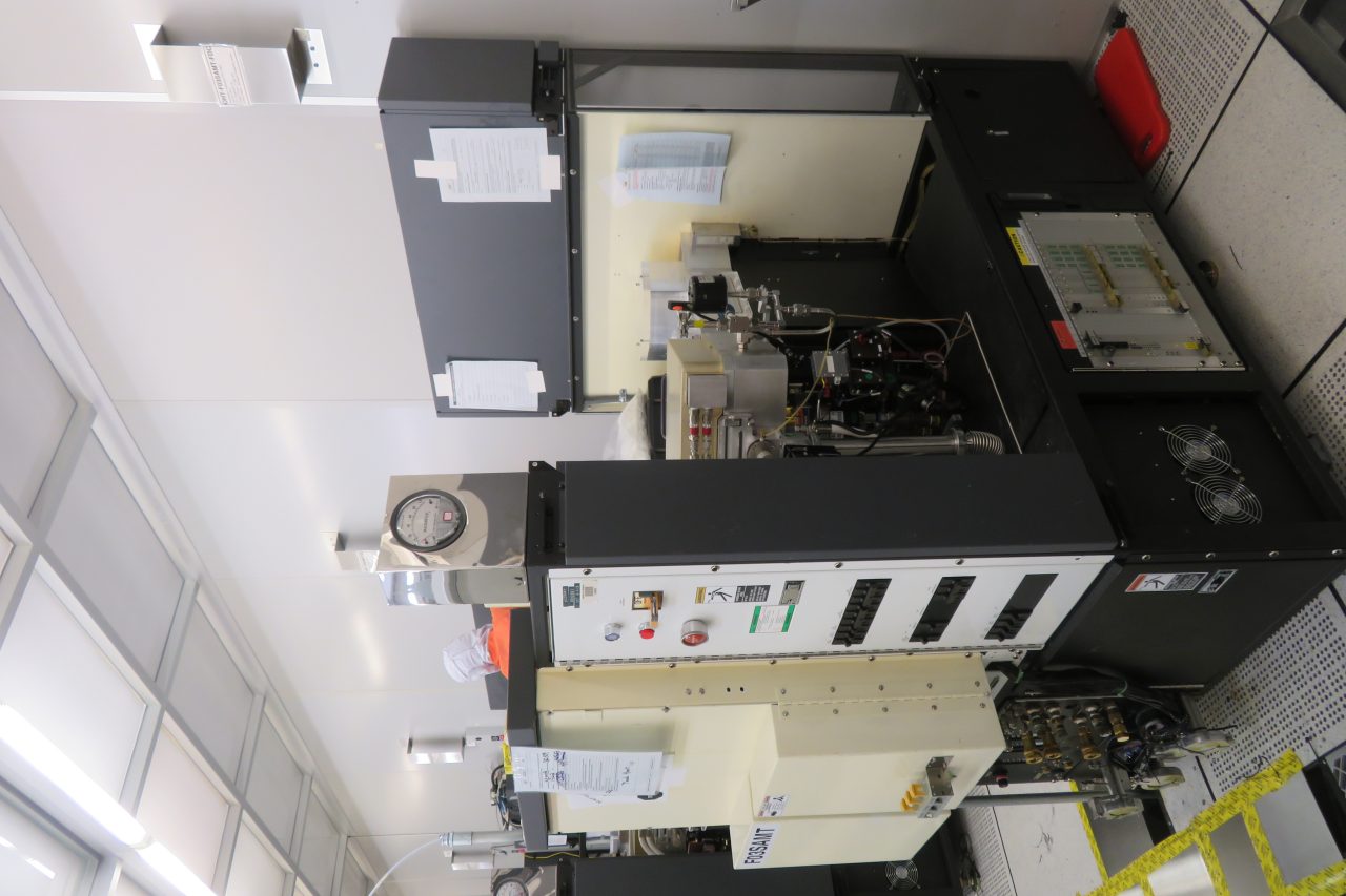 Used 1991 Applied Materials AMAT P-5000 Mark II DLH PECVD Silane